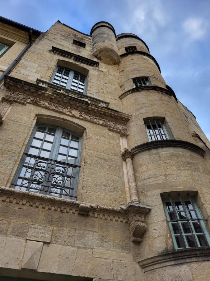 Uzes, Au Coeur Du Centre Medieval Le Logis Du Consul Un Bien D'Exception Du Xvieme Siecle מראה חיצוני תמונה