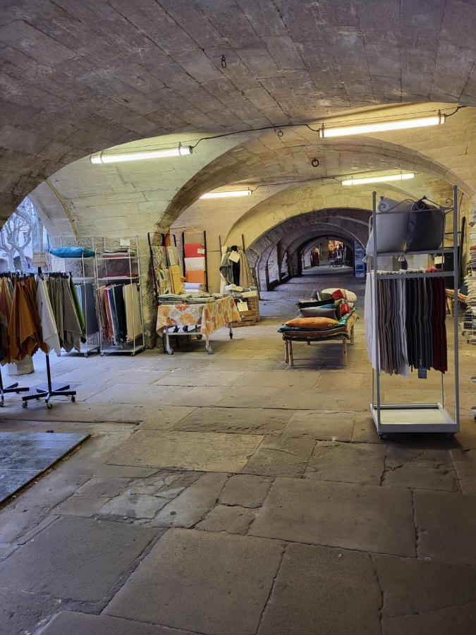 Uzes, Au Coeur Du Centre Medieval Le Logis Du Consul Un Bien D'Exception Du Xvieme Siecle מראה חיצוני תמונה