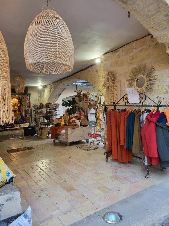 Uzes, Au Coeur Du Centre Medieval Le Logis Du Consul Un Bien D'Exception Du Xvieme Siecle מראה חיצוני תמונה