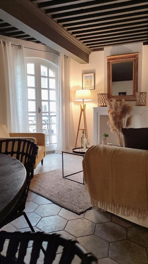 Uzes, Au Coeur Du Centre Medieval Le Logis Du Consul Un Bien D'Exception Du Xvieme Siecle מראה חיצוני תמונה