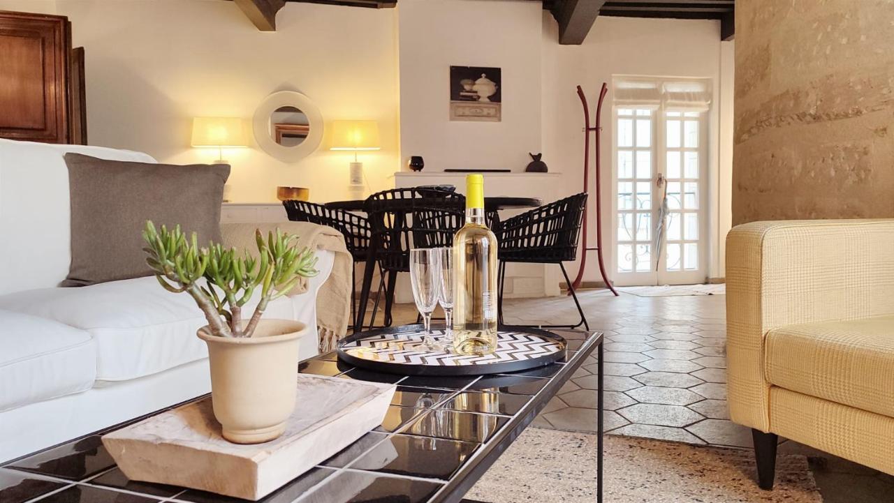 Uzes, Au Coeur Du Centre Medieval Le Logis Du Consul Un Bien D'Exception Du Xvieme Siecle מראה חיצוני תמונה